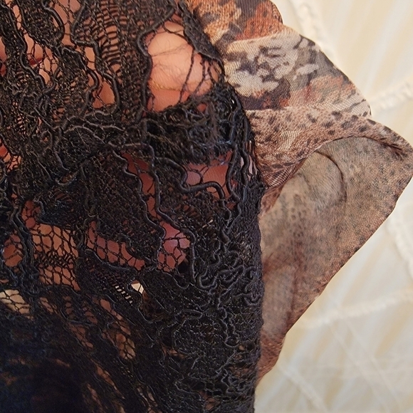 2B Bebe Sheer Snake Skin Print Button Blouse Size XS - Picture 6 of 6